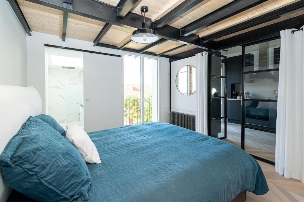 Superbe Appartement Facon Loft A 2 Pas Du Centre ! La Rochelle  Luaran gambar